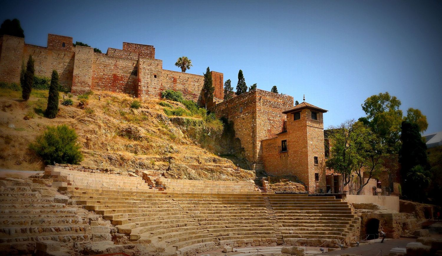 La Alcazaba de Málaga: sumérgete en la alucinante historia de Andalucía 4 Merca2.es Horarios de apertura de la Alcazaba de Málaga
