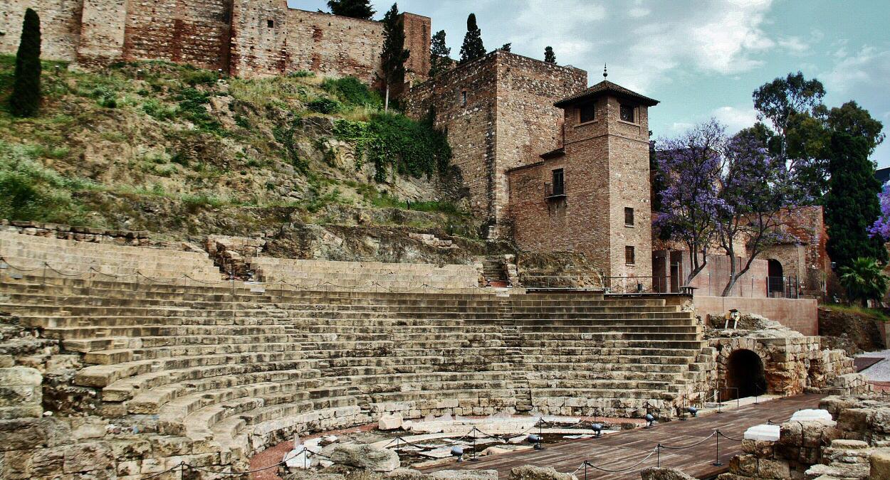 Recorrido turístico por la Alcazaba de Málaga