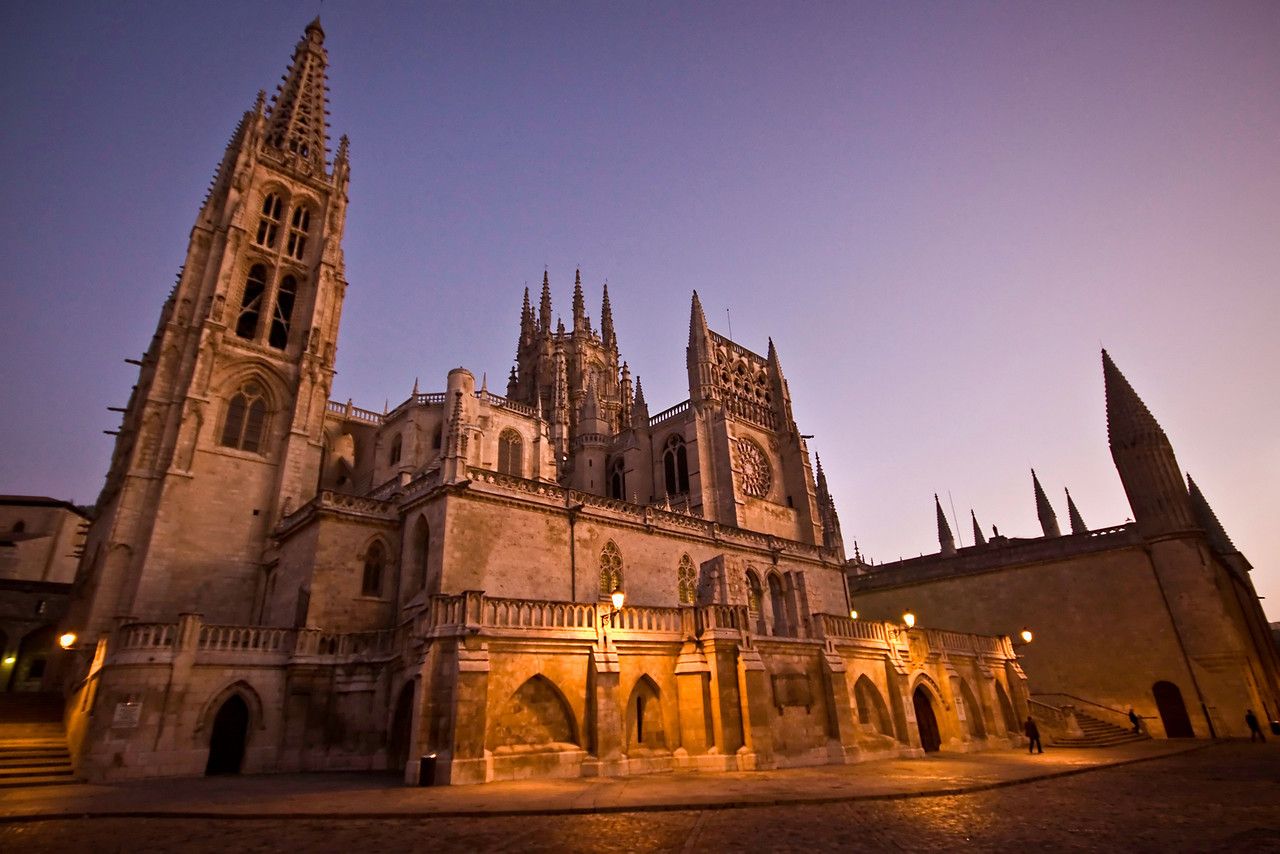Catedral de Burgos: un viaje en el tiempo a través de la arquitectura gótica