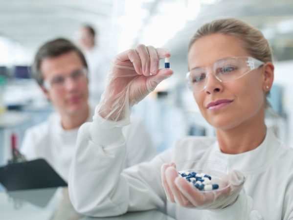 Cientifica con medicamentos Merca2.es