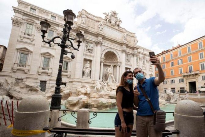 Fontana de Trevi 10 Merca2.es