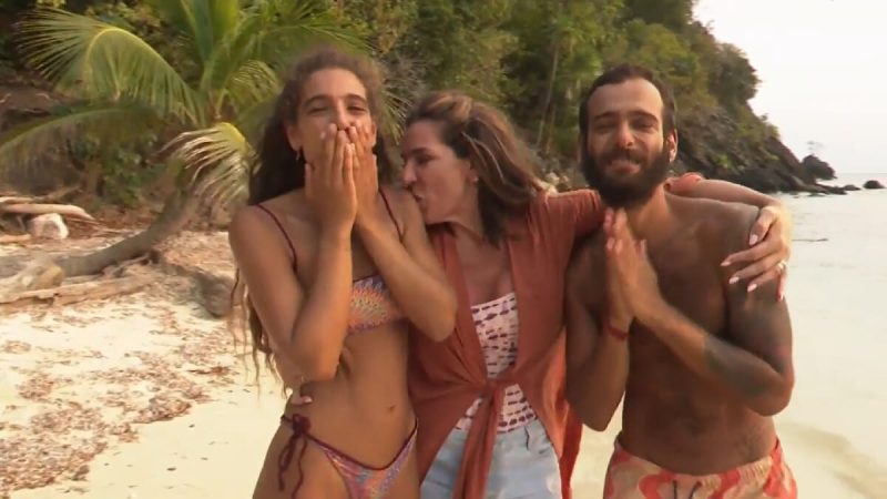 Raquel Bollo con sus hijos