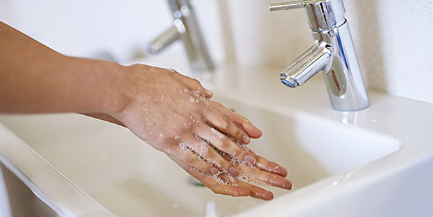 Consejos para ahorrar agua y que no te afecte la sequía