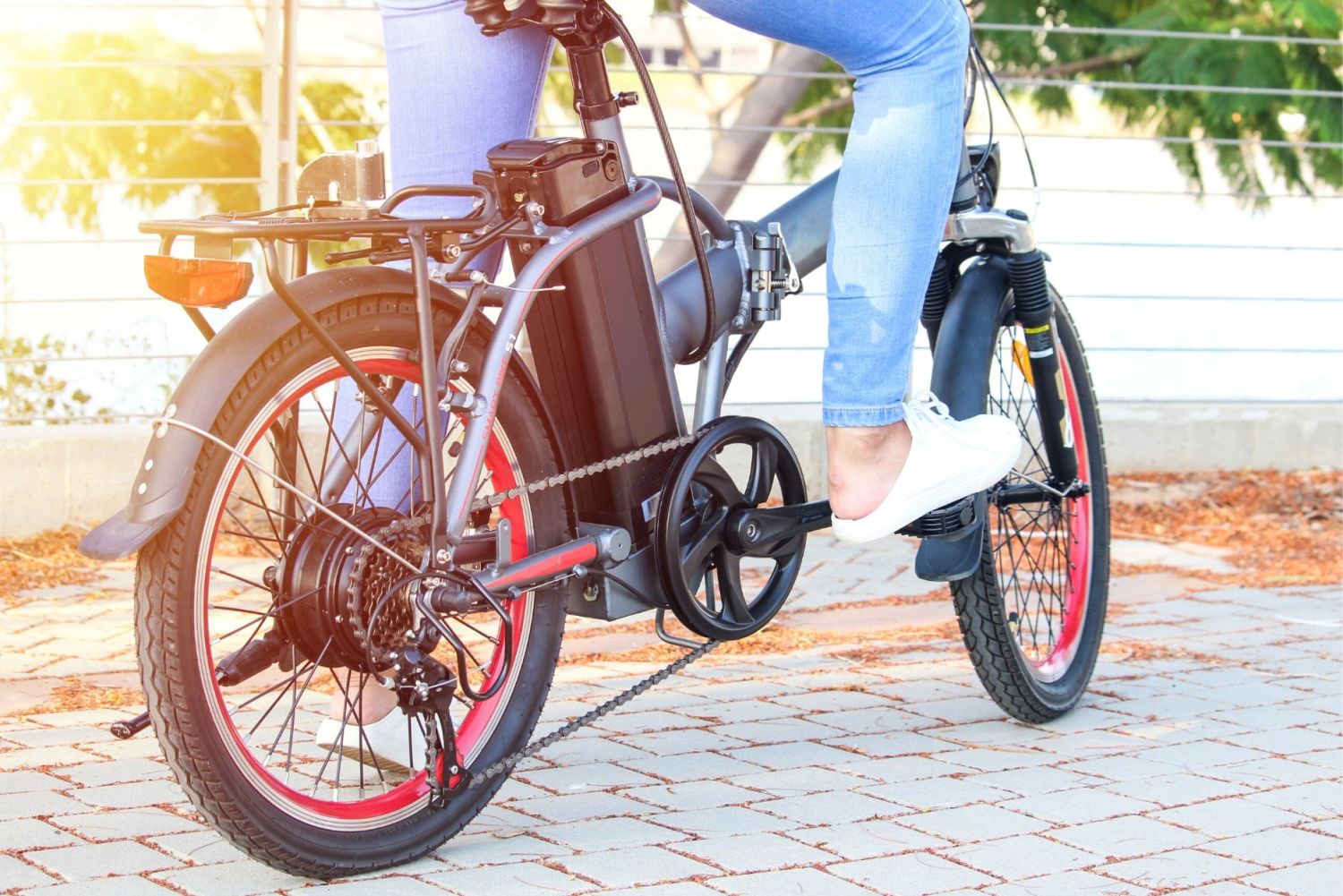 Cómo conducir una bicicleta eléctrica