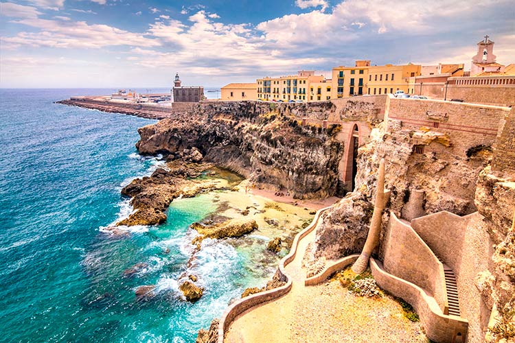 Ciudades preciosas pero poco turísticas de España para una escapada diferente y tranquila
