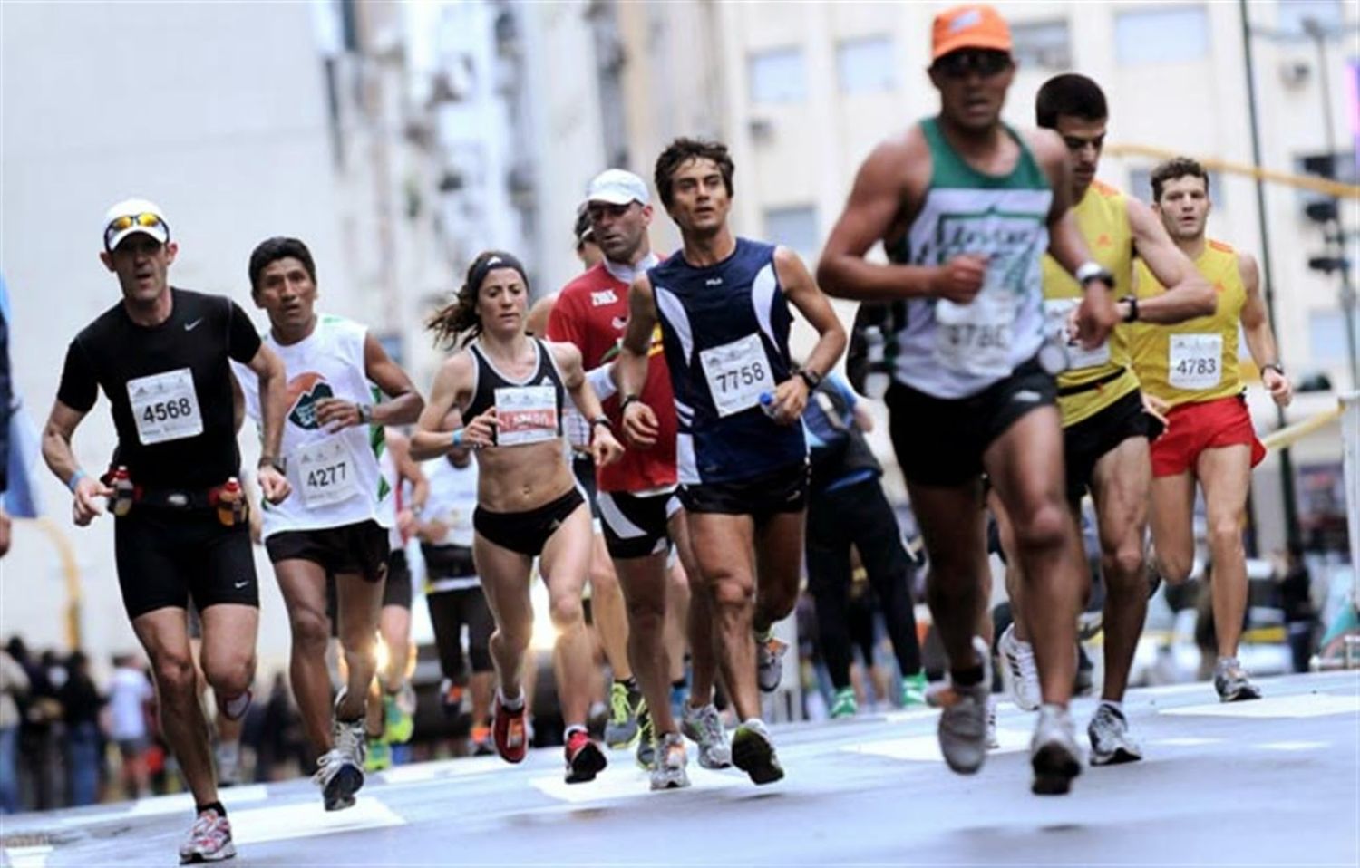 Entrenamiento pesado: pasos para mejorar tu velocidad en carreras de resistencia