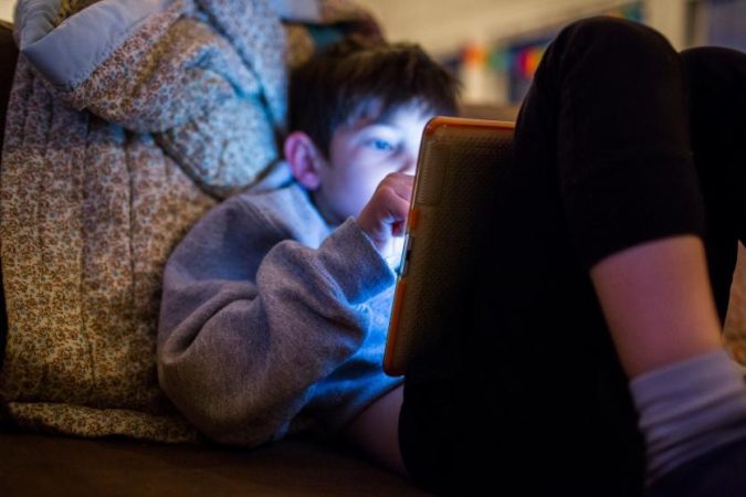 El acceso al internet y la necesidad de hablar con tus hijos