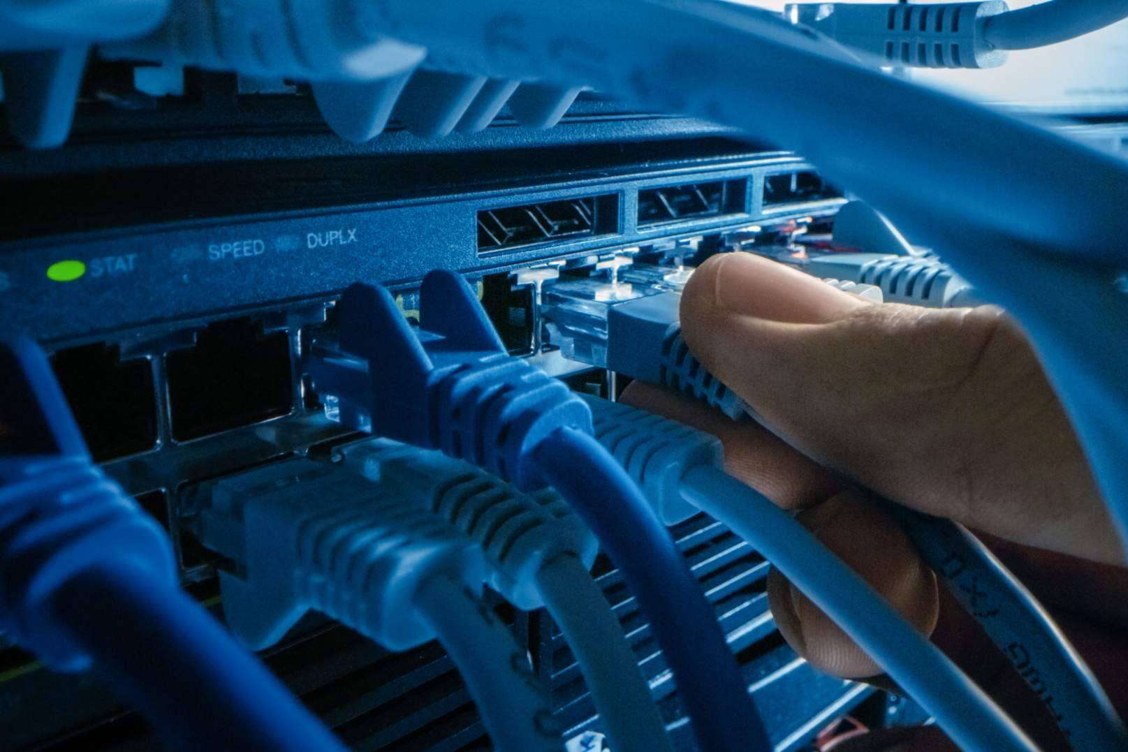 ¿Dónde encontrar un servicio de diseño e instalación de redes wifi para hoteles y campings? Redes4u