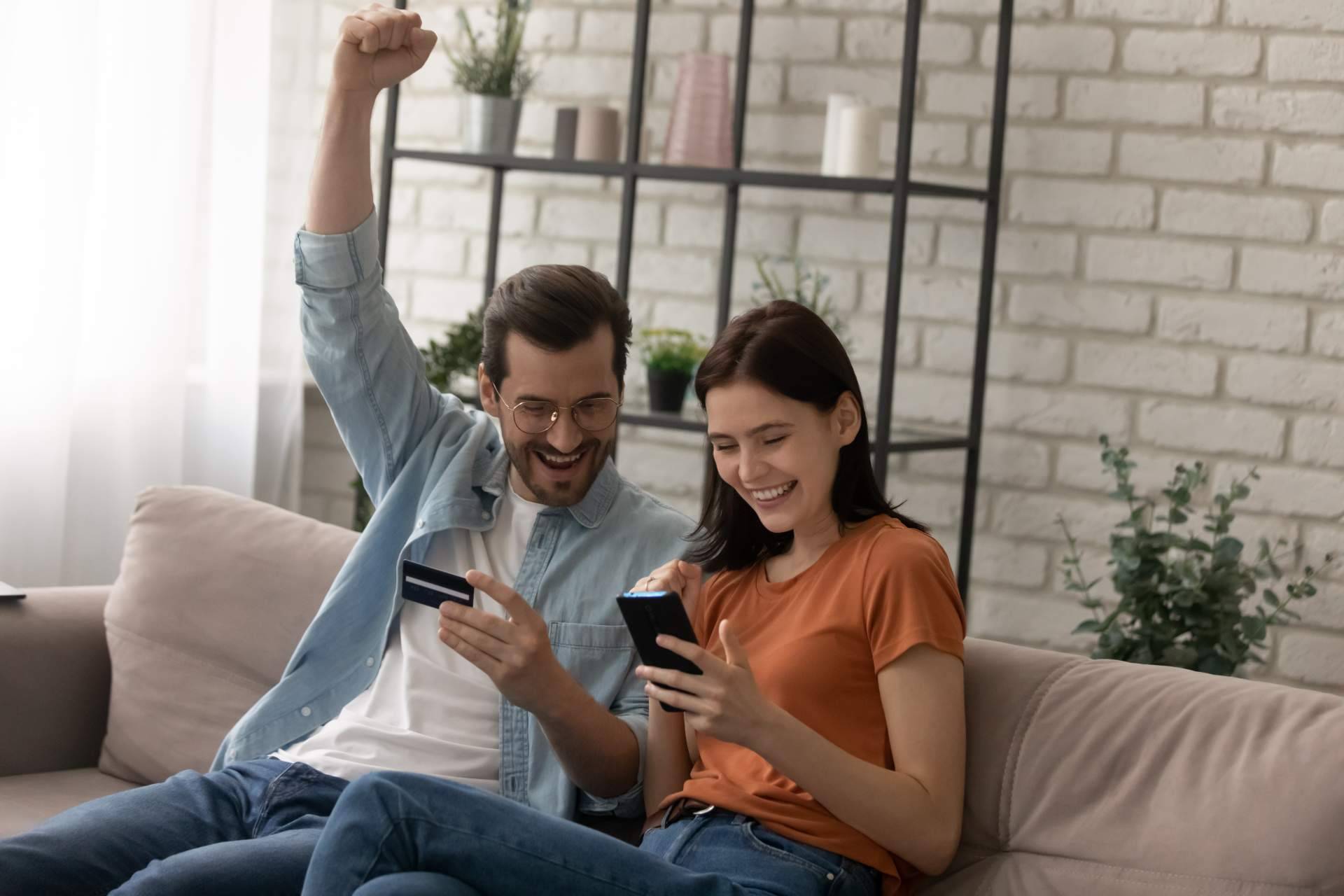 Anuto Marketplace permite a los anunciantes publicar y renovar sus anuncios clasificados gratis y en tiempo real
