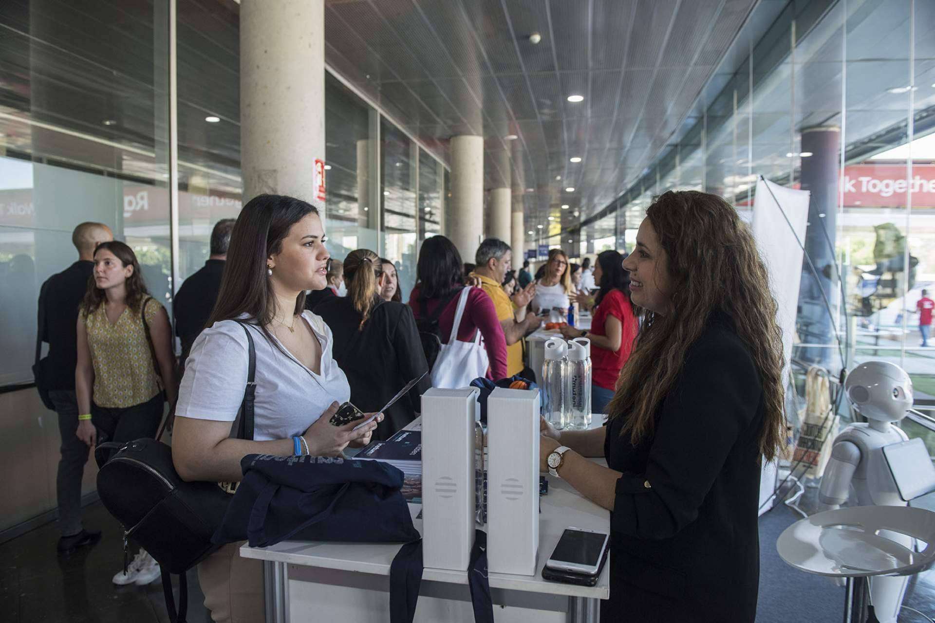 JOBarcelona, la Hiring Fair Internacional de referencia para Talento Júnior abre de nuevo sus puertas en el Spotify Camp Nou
