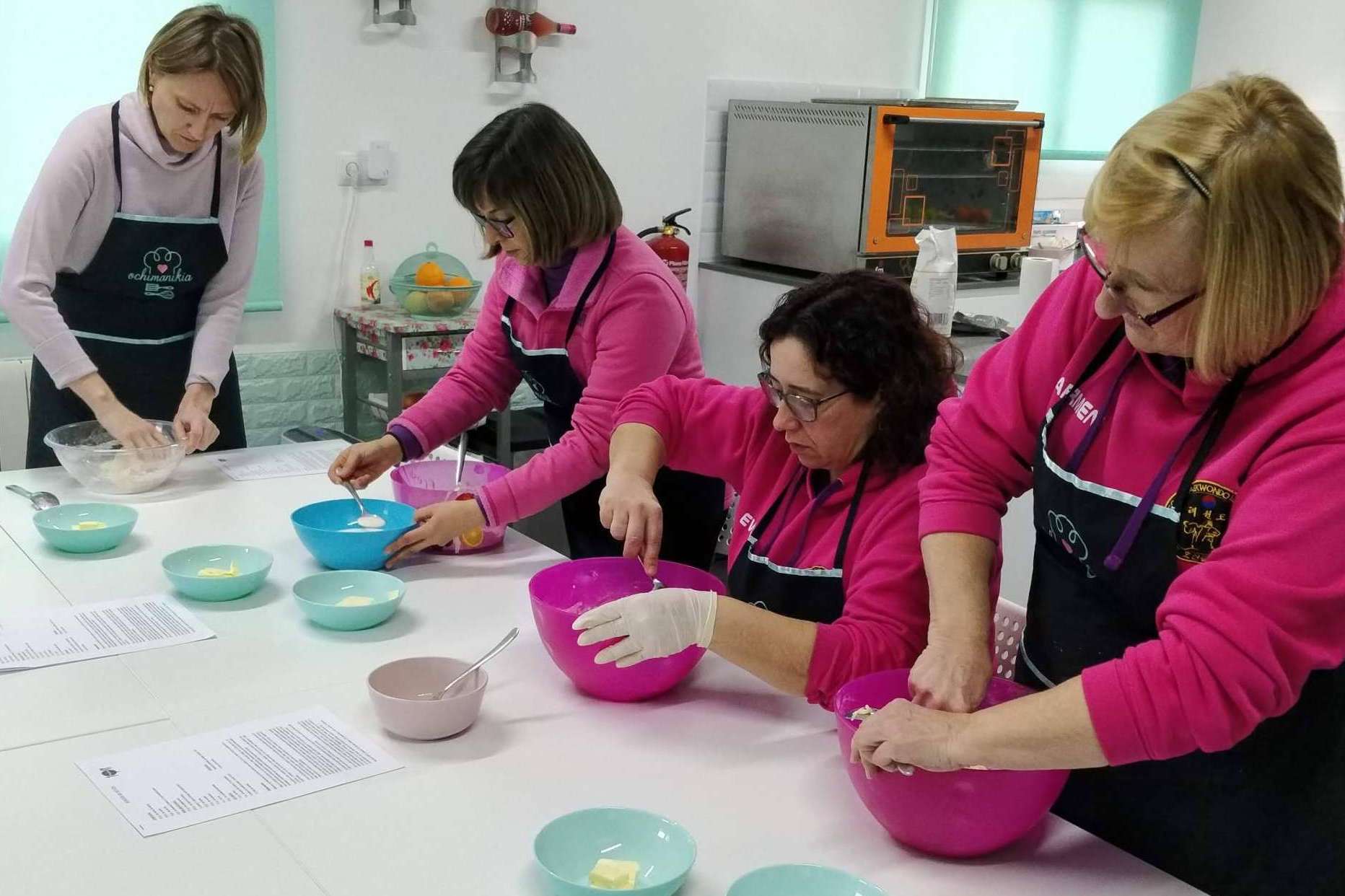 Ochimanikia, escuela de cocina tradicional en Barcelona para niños y adultos