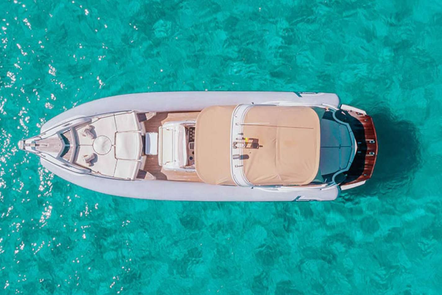 Un día en barco en Ibiza, más de 30 años de recorrido, Navega por Ibiza