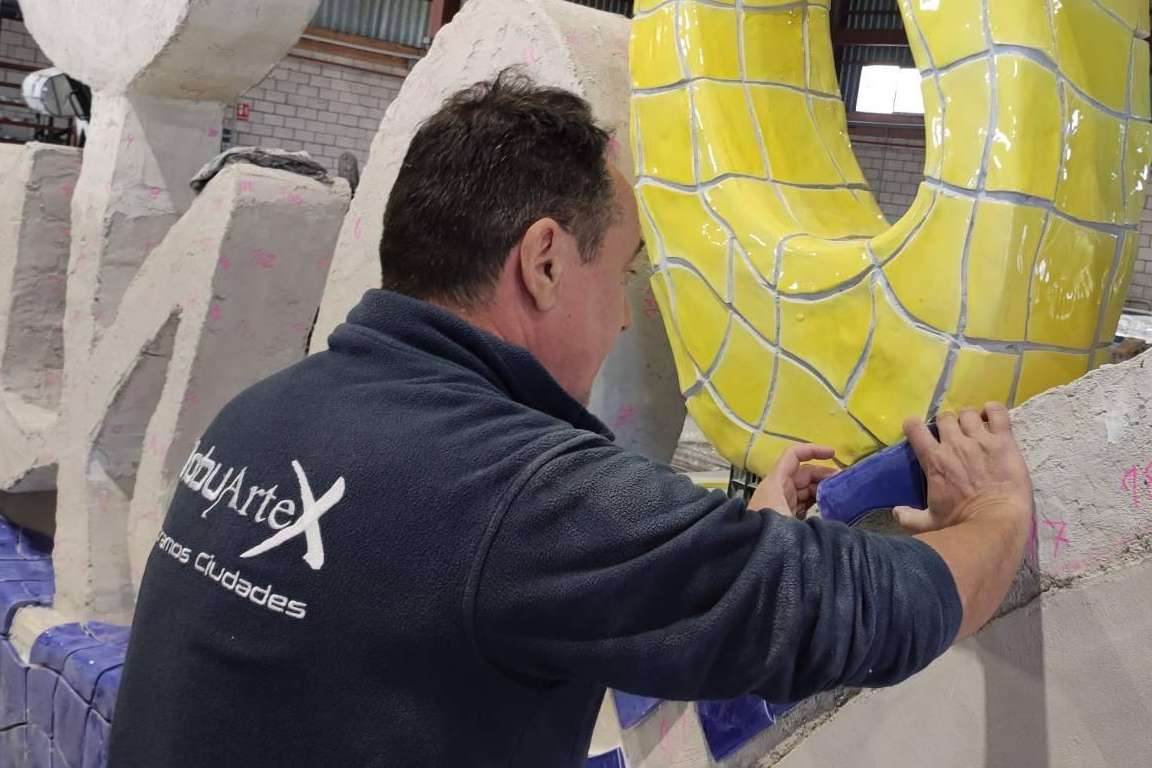 Mobuartex, la unión de la artesanía tradicional con el mobiliario urbano