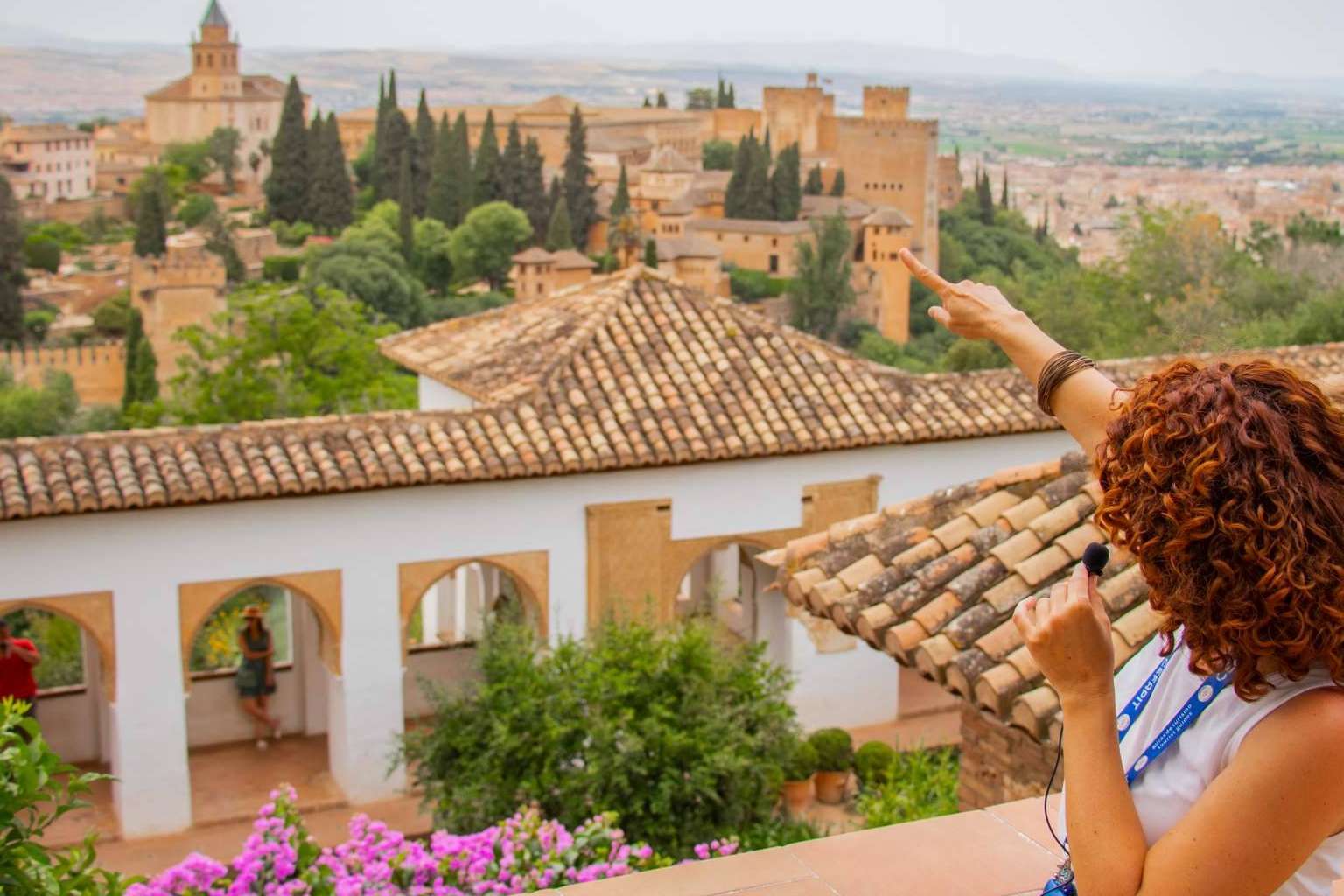 Visitas guiadas en la Alhambra de Granada con Arantxa Serrano