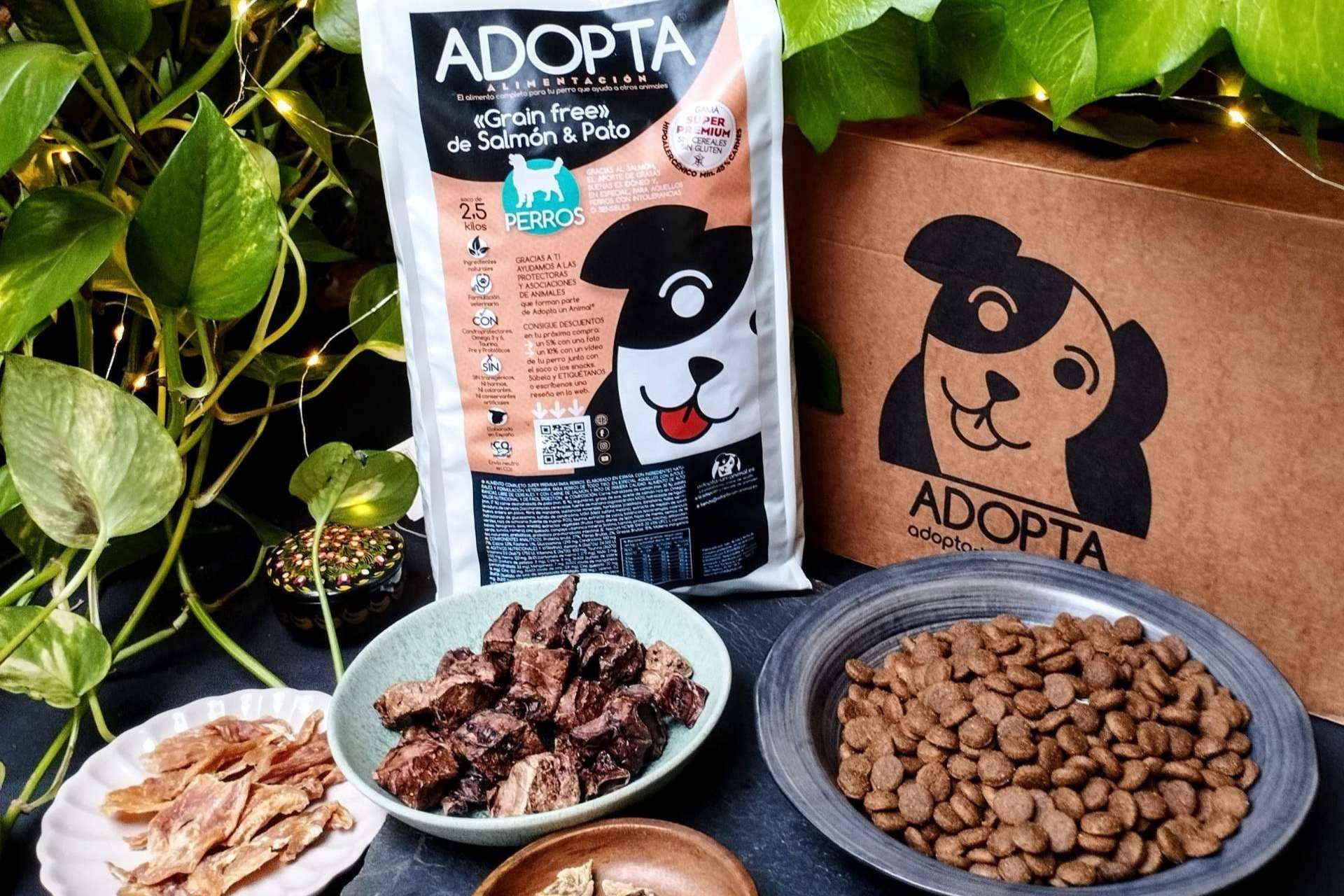 ¡Ha llegado la hora de pasarse al pienso hipoalergénico de salmón y pato de ADOPTA!, un pienso para perros sin ingredientes alergénicos