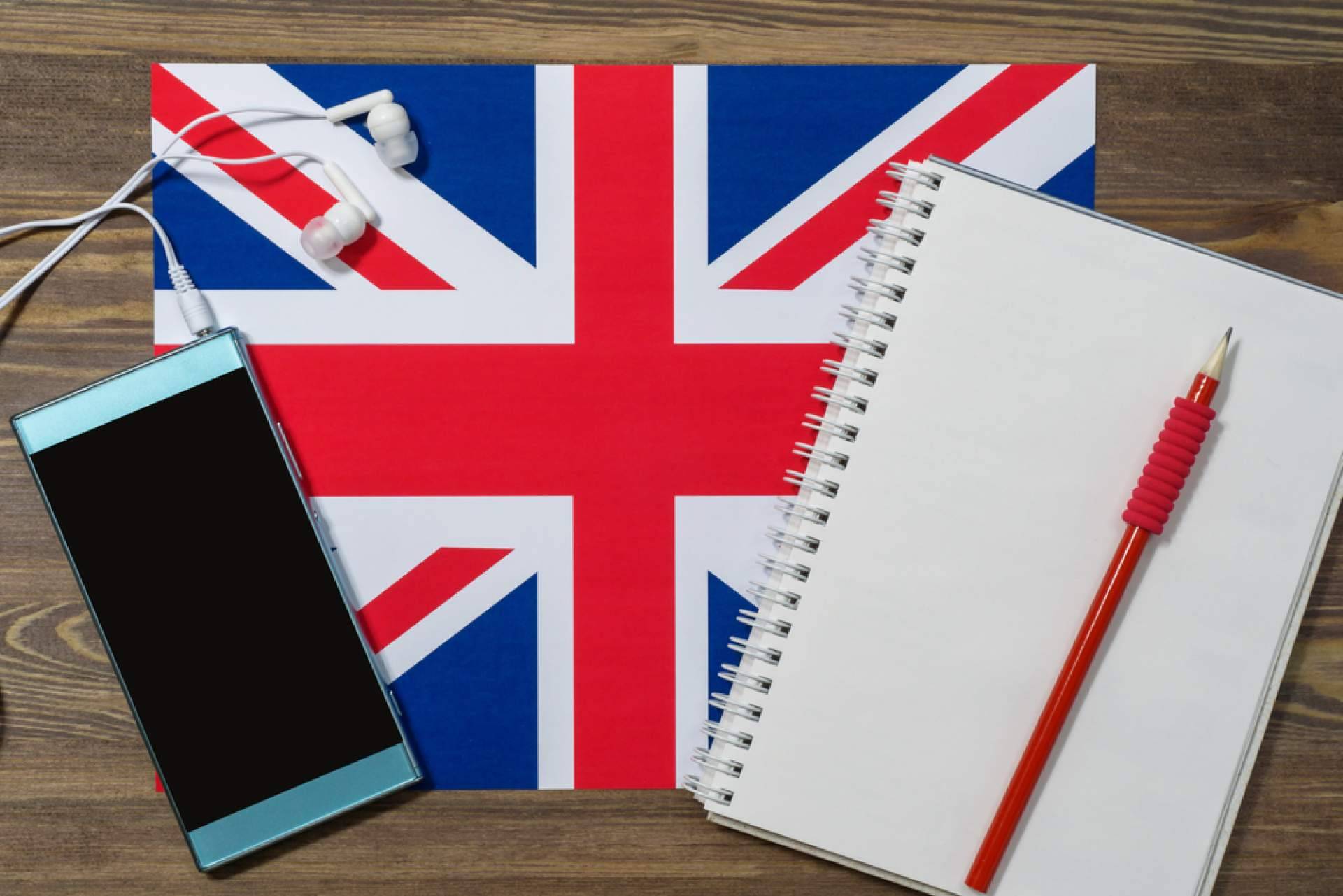 Cursos de preparación para los exámenes de Cambridge, de la mano de First Step in UK