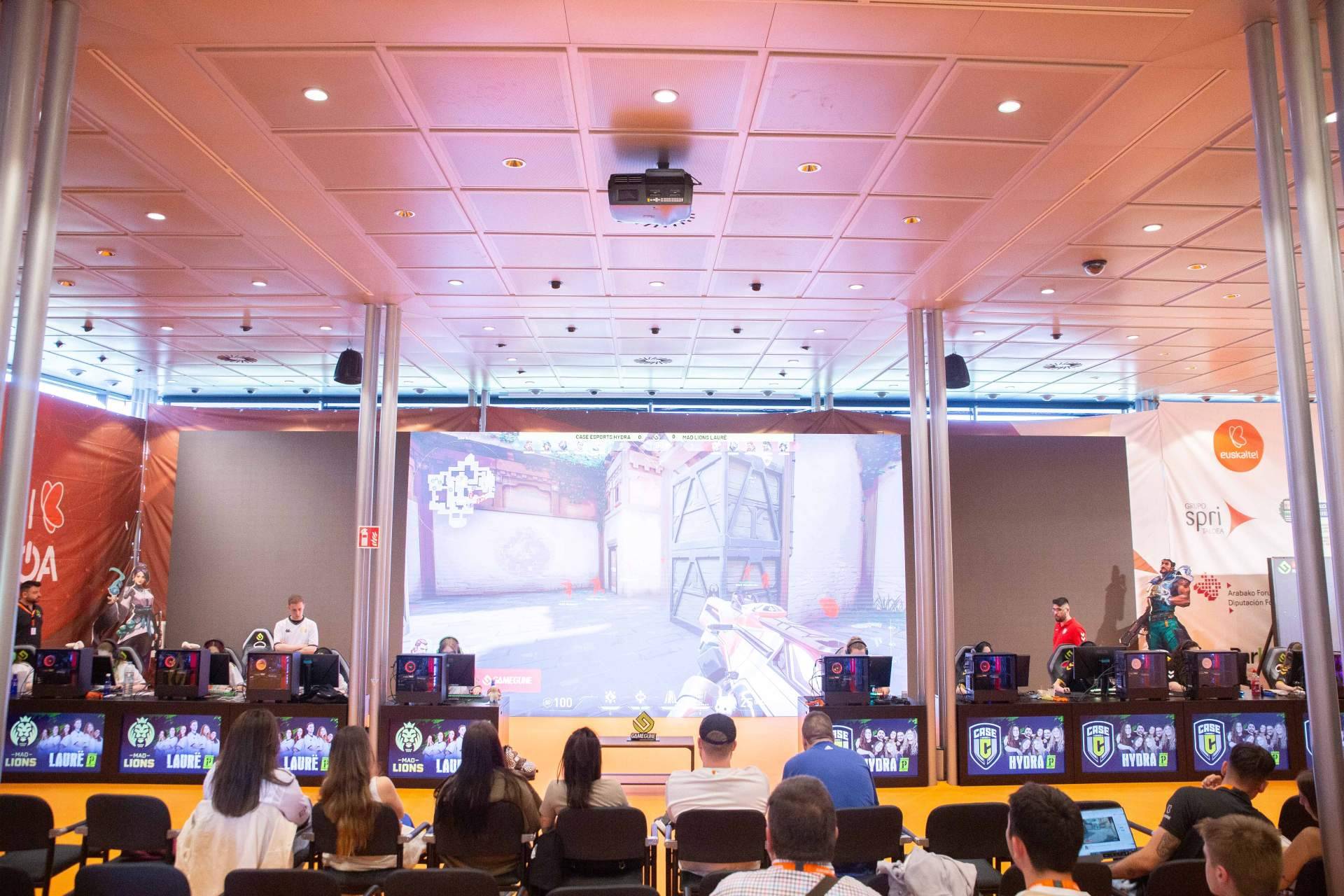 Case Hydra y Kazu’s Store Bois son los ganadores en Gamegune 2023, el campeonato de eSports más veterano de España