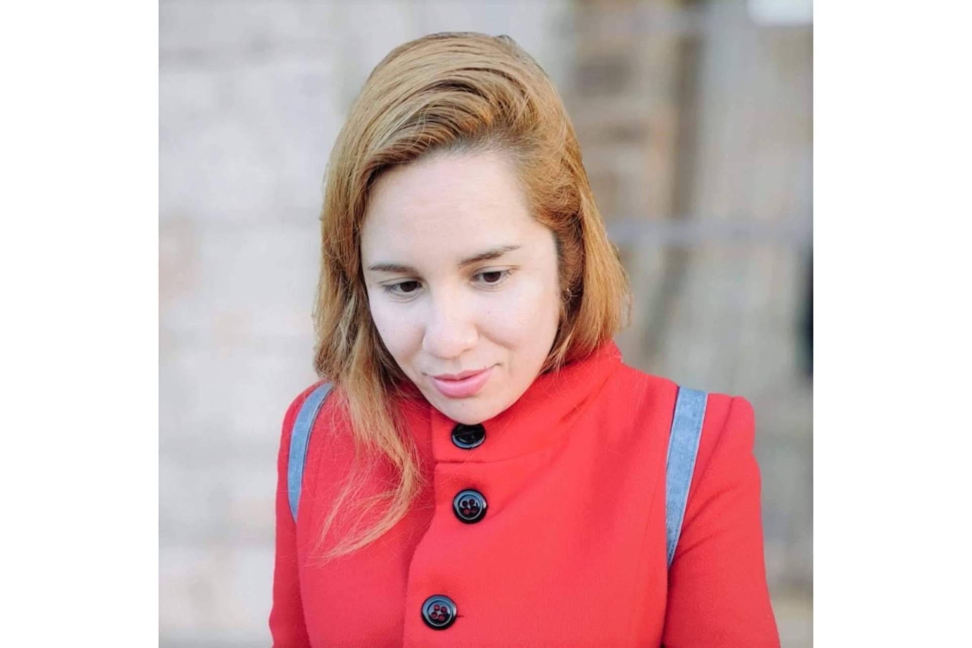 A través de su libro ‘Permíteme Inmortalizarte’, María Ángeles Saavedra Asturias convierte el desamor en poesía