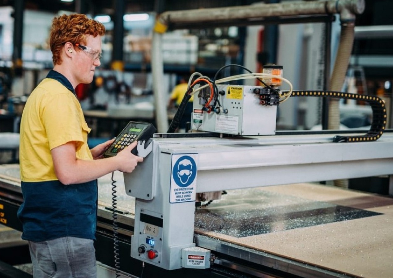 Cómo un buen mantenimiento de la maquinaria industrial mejora su productividad