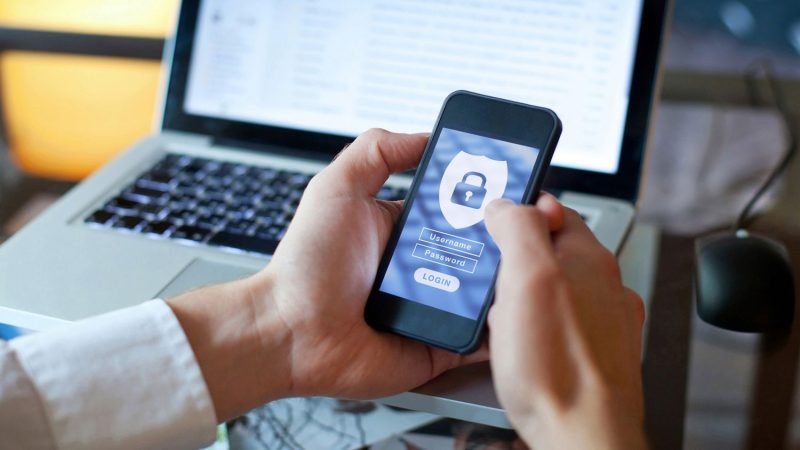 Derecho al olvido en internet: estos son los pasos para solicitarlo 15 Merca2.es movil 1 Merca2.es