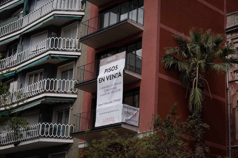 La compraventa de viviendas registra su peor trimestre de 2023