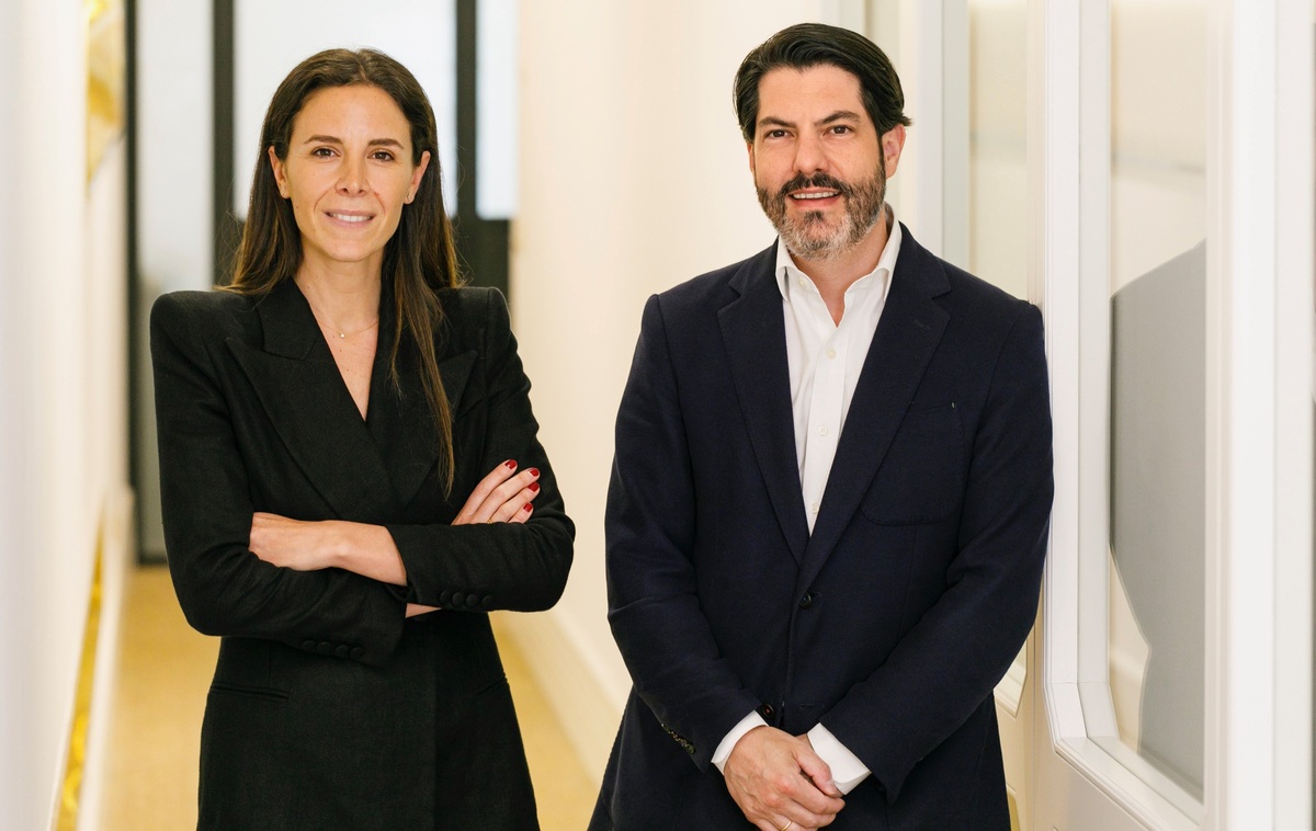 BrandFor incorpora a Carlos Magro para liderar su visión creativa y refuerza otras áreas clave, consolidando así el liderazgo de la consultora en branding