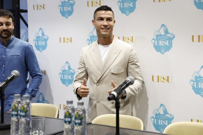 Cristiano Ronaldo en la presentación de su agua