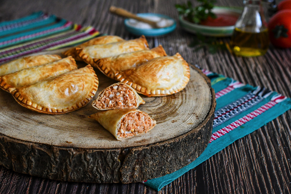 Empanadillas de atún y tomate al horno