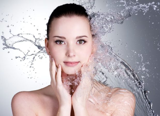 En busca de agua de peinado perfecta