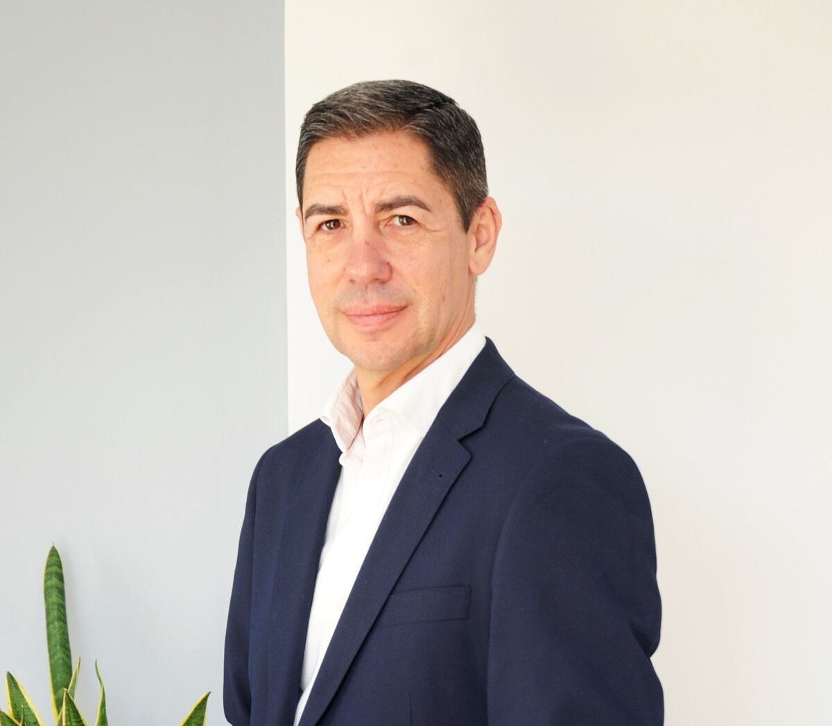 Juan Emilio Maillo, autor del libro «Bankia desde dentro»: «Tuvimos problemas con muchos grupos de interés»