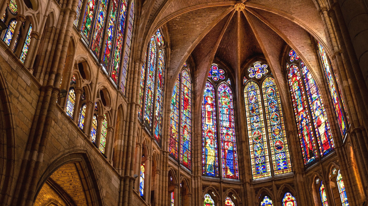 Las Características Arquitectónicas de la Catedral de León