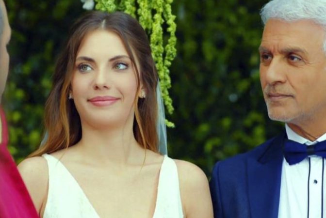 Zeynep corre para alcanzar a Alihan
