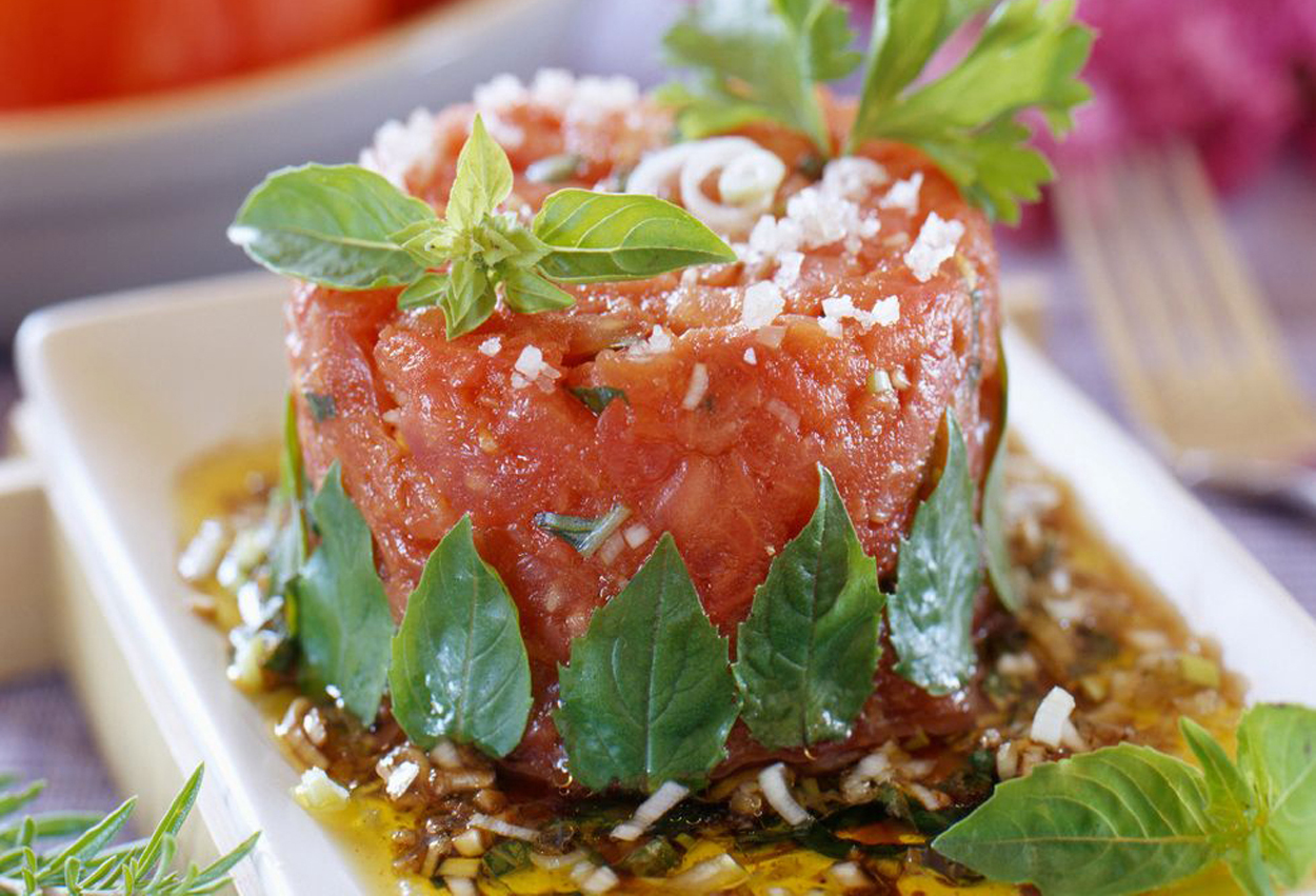 Tartar de tomate, exquisito bocado vegetariano