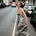 Zara lanza en edición limitada este maravilloso vestido lencero años 20