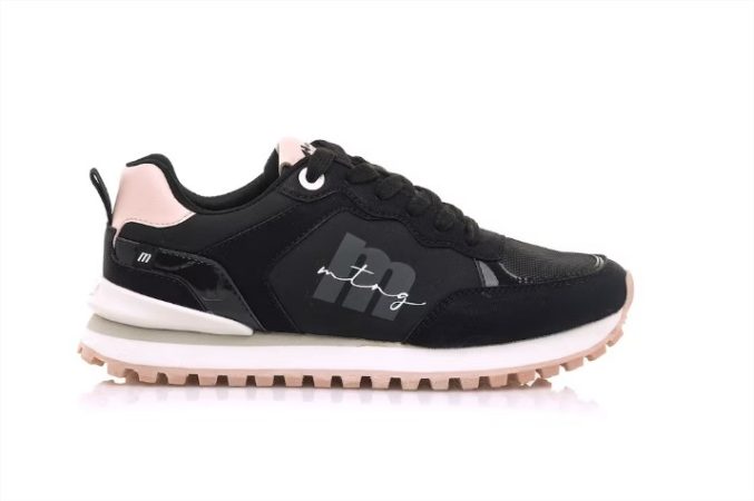 Zapatilla deportiva de mujer color negro con detalles en rosa y piso dentado Merca2.es