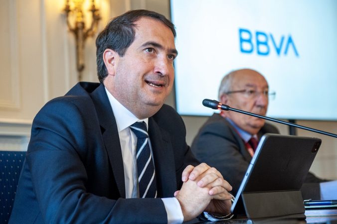 BBVA descarta nuevos planes de cierre de oficinas y reducción de plantilla 1 Merca2.es bbva 2 Merca2.es