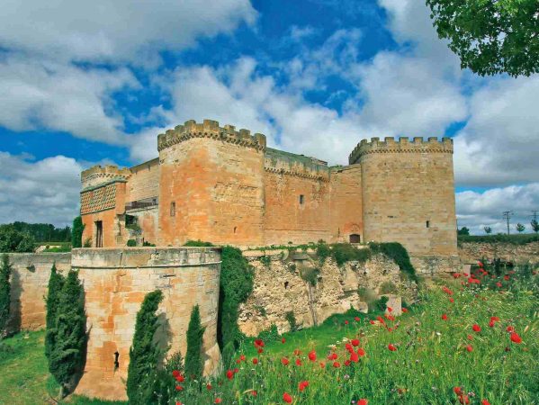 Estos son los castillos encantados con más misterio que puedes visitar en España 31 Merca2.es buen amor Merca2.es