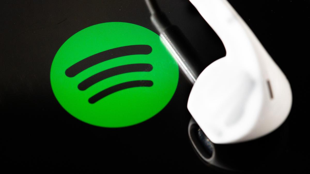 Spotify is strengthening its advertising options to improve podcasts