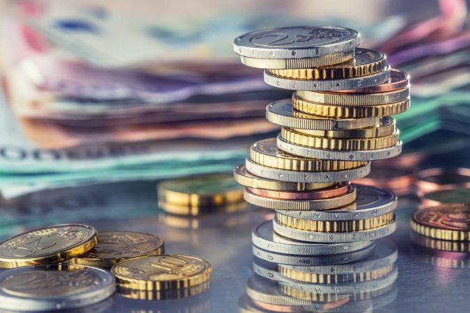 El regalo inesperado que Hacienda recibe de los bancos todos los años 2 Merca2.es hacienda 2 Merca2.es