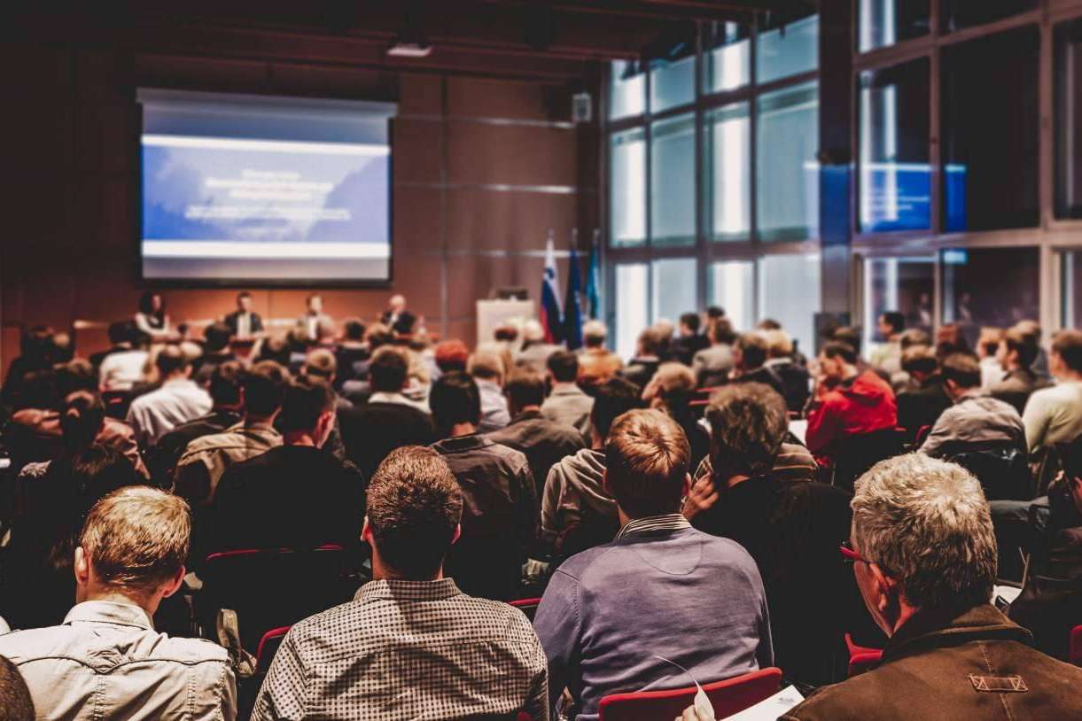Una agencia especializada en la provisión de personal de apoyo para eventos y congresos, AB Grupo de Azafatas