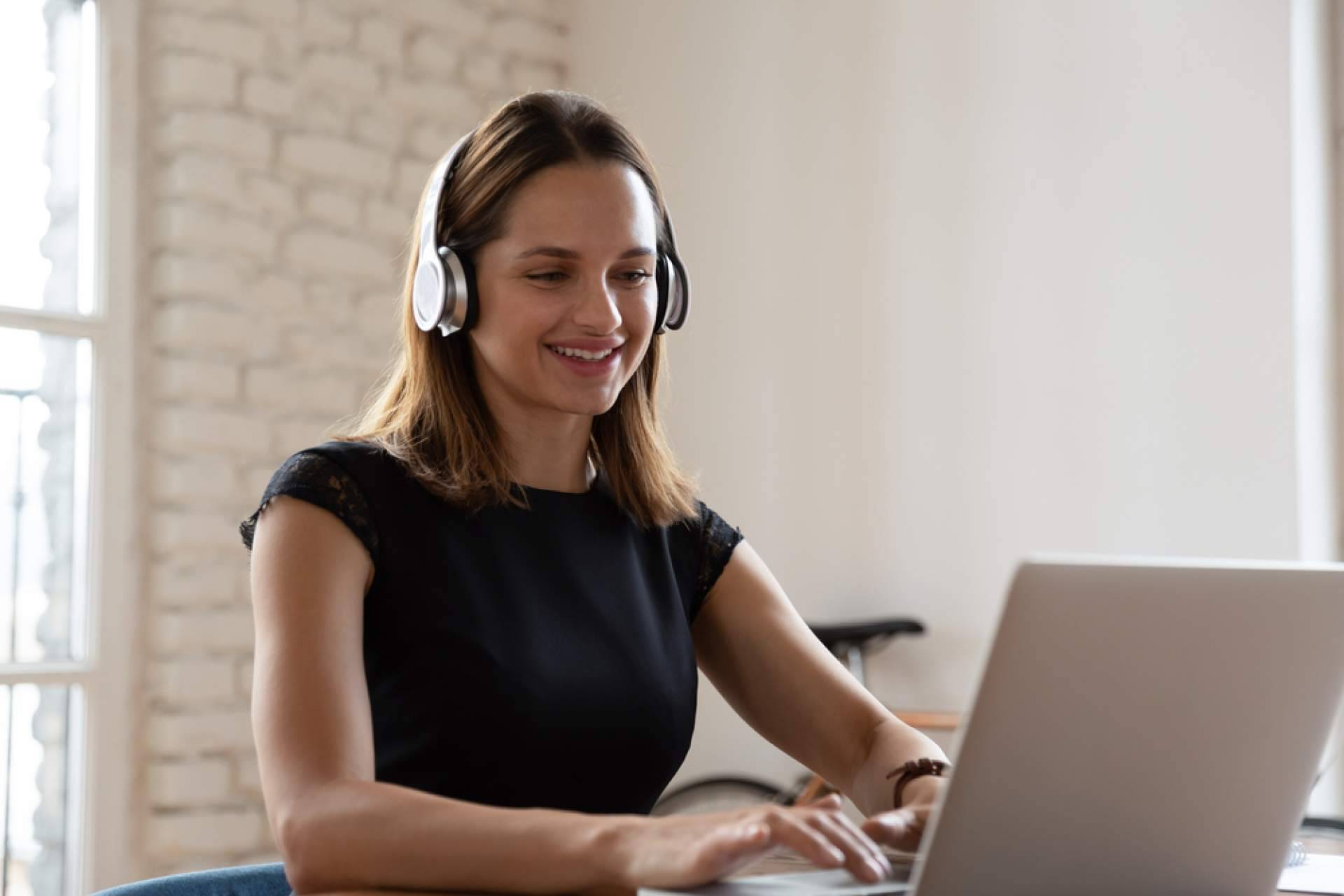 El asistente virtual para empresas en España, SVAE