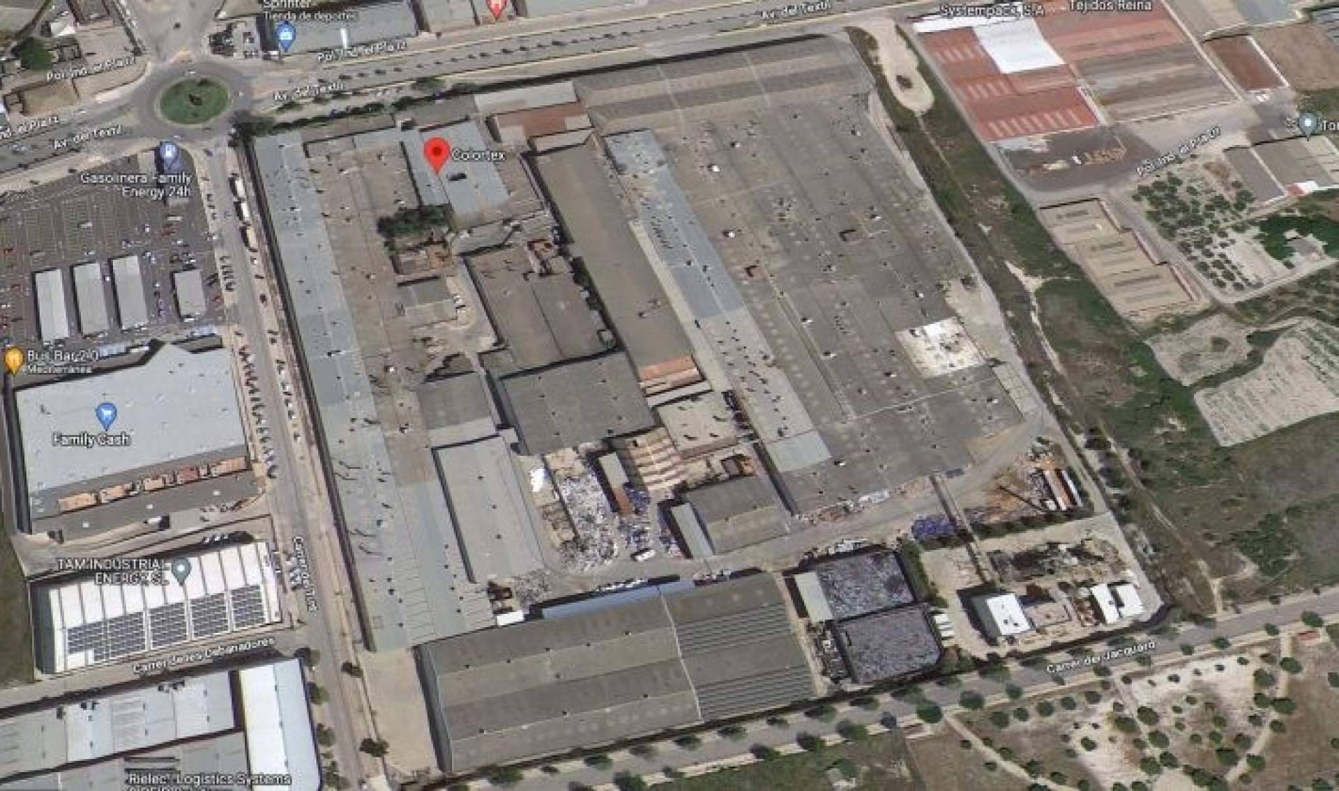 Colortex saca a subasta el futuro solar de 90 mil metros