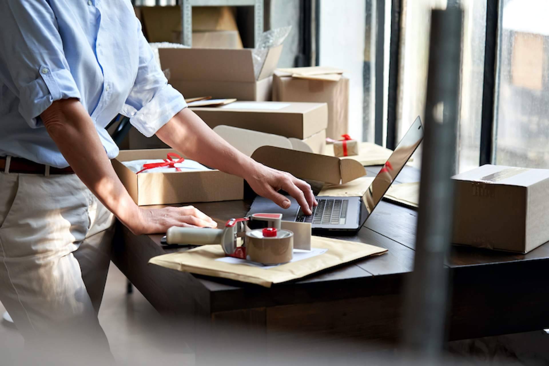 Realizar mudanzas Europa en contenedores con la empresa especializada Redmoving