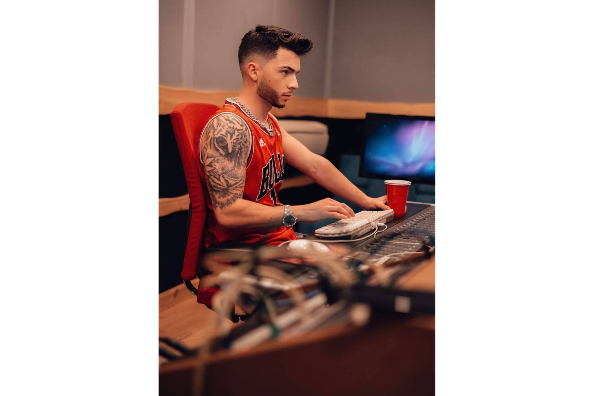 Dolce arrasa en Spotify sumando más de 500.000 mil reproducciones