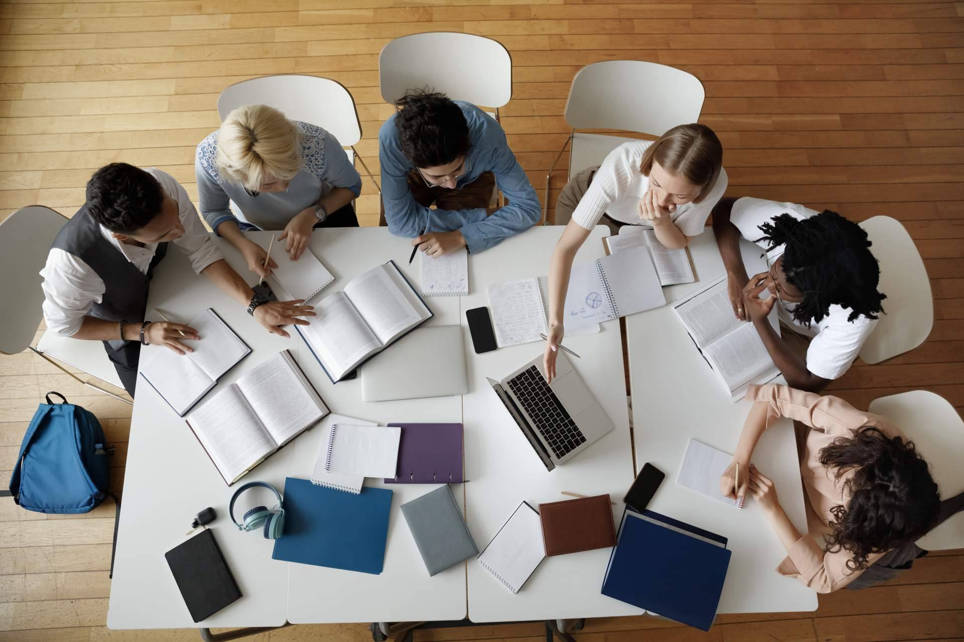 Potencia Tu Estudio enseña cómo estudiar de forma óptima e inteligente para oposiciones