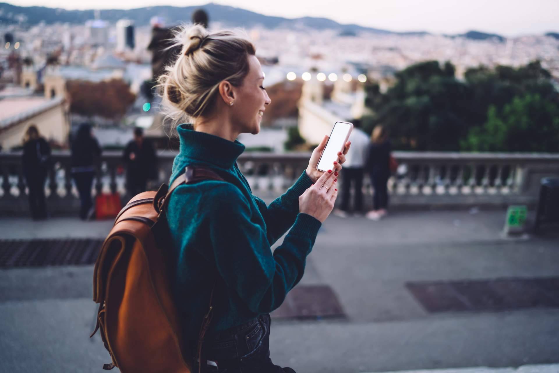 Con la API de Wachatbot, es posible conectar WhatsApp web y acceder a sus características mediante el software