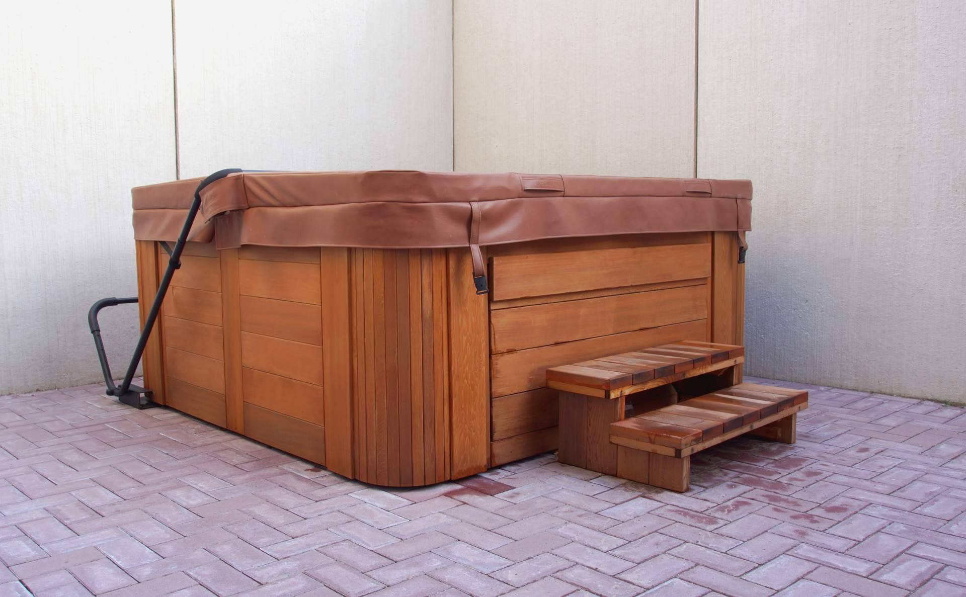 Cubiertas para spa que se adaptan a cualquier estilo