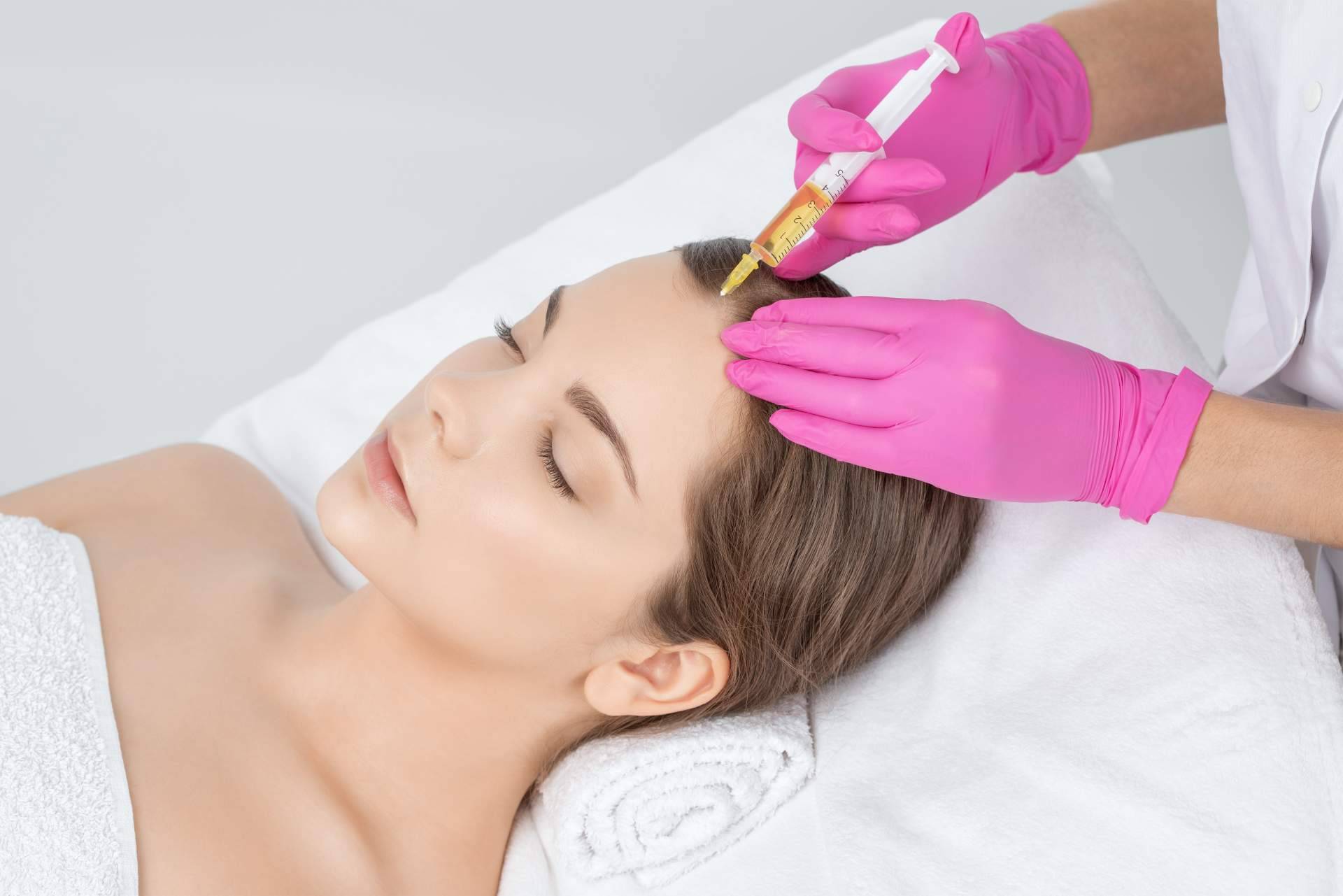 Microinjerto capilar FUE, solución definitiva y mínimamente invasiva para quienes sufren alopecia androgénica