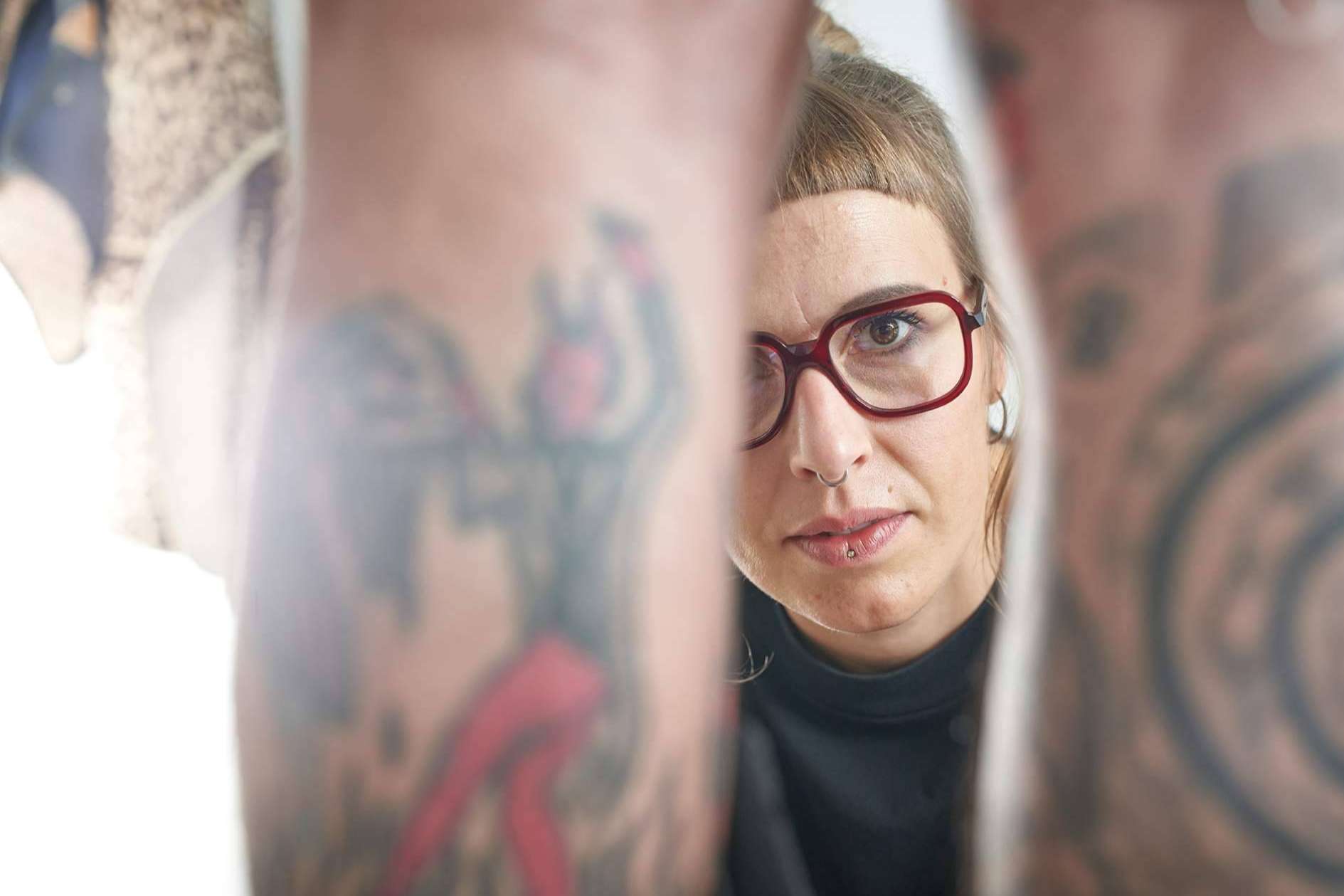PORTRAIT es una marca de gafas que une pasión por el arte y moda y que promueve el talento de artistas globales