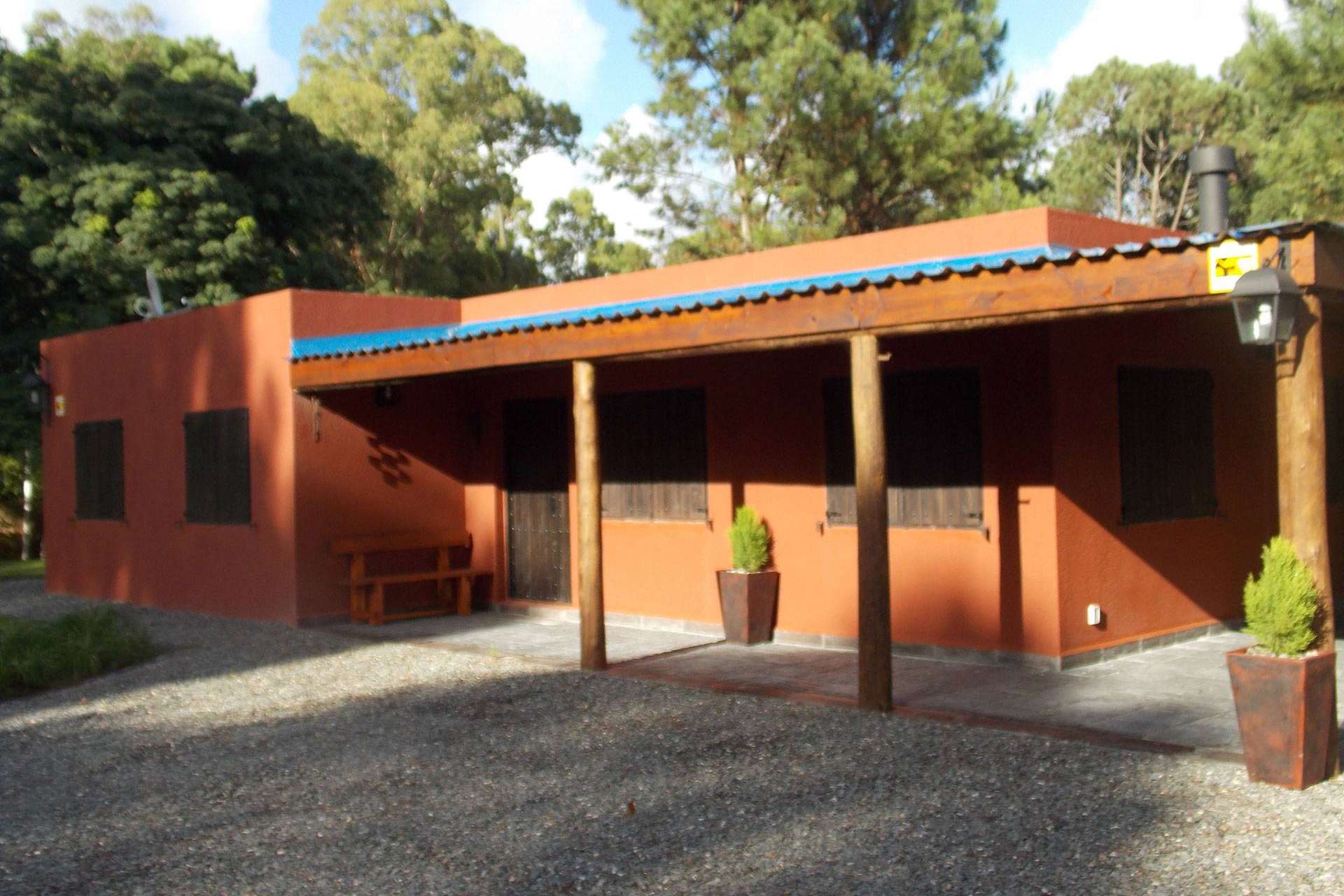 La empresa constructora Estudio Pinares se encuentra en Punta del Este, Uruguay
